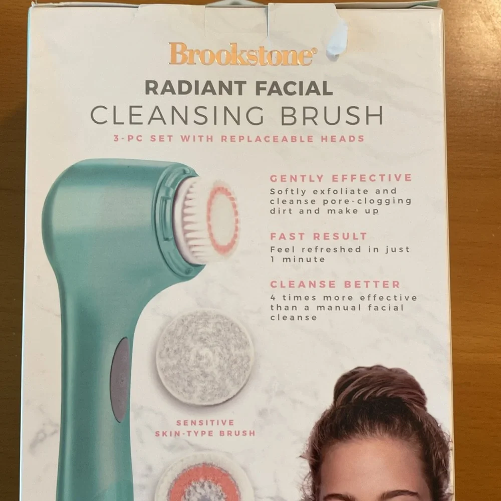 Brookstone Radiant Facial Cleansing Brush